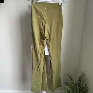 Lululemon Groove Pant Flare High-Rise *Nulu" - Bronze Green